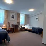 Astral Aparthotel 3*