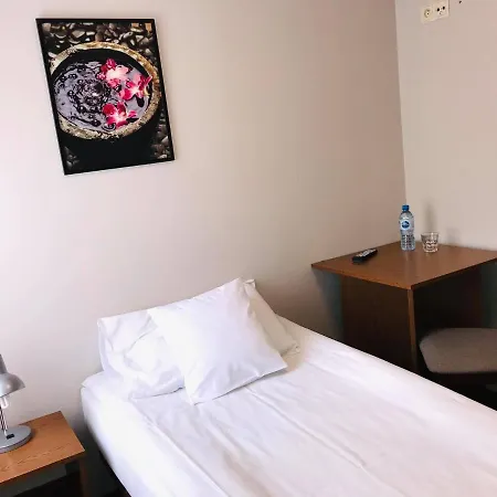 Lägenhetshotell Astral Raszyn