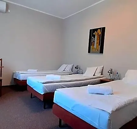 Aparthotel Astral 3*