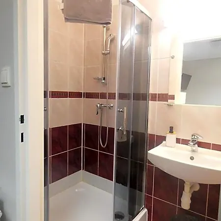 Aparthotel Astral 3*