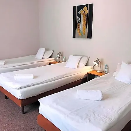 Astral Aparthotel Raszyn