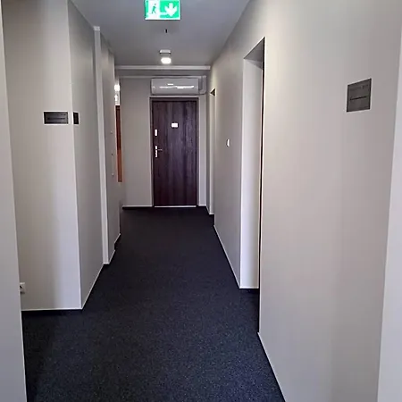 Astral Lägenhetshotell Raszyn